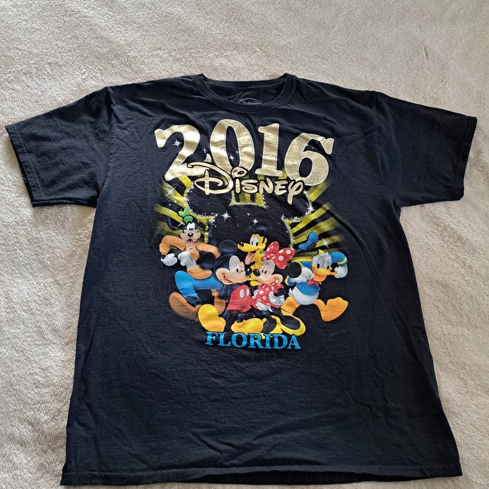 2016 Disney World shirt